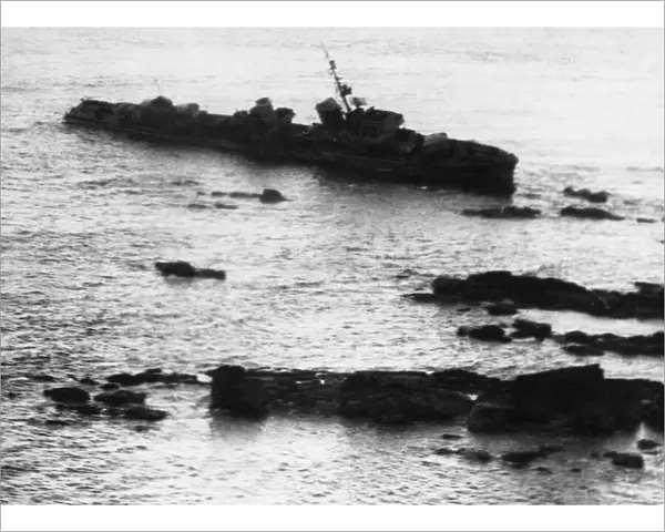 Liberation of Europe: German Destroyer Aground off Ile De Batz