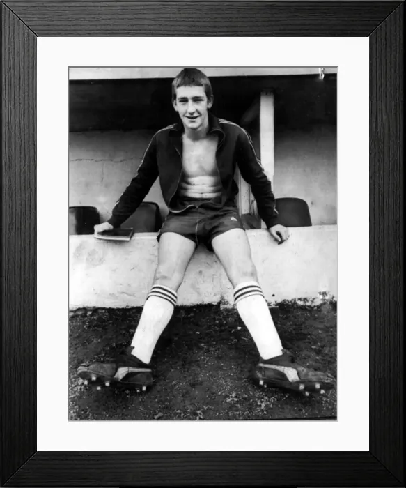 Framed Print : Manchester United footballer Norman Whiteside wearing his football kit at the age of 14 Framed Print : Manchester United footballer Norman Whiteside wearing his football kit at the age of 14