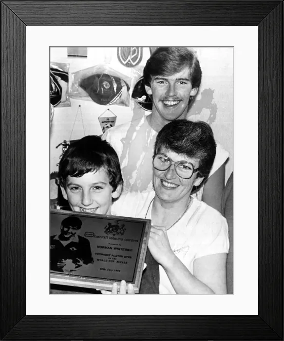 Framed Print : Aileen Whiteside, mother of Manchester United and Northern Ireland footballer Norman Framed Print : Aileen Whiteside, mother of Manchester United and Northern Ireland footballer Norman