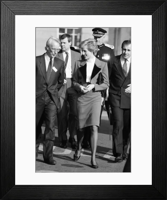 Framed Print : Diana, Princess of Wales visits Birmingham Accident Hospital. 8th March 1990 Framed Print : Diana, Princess of Wales visits Birmingham Accident Hospital. 8th March 1990