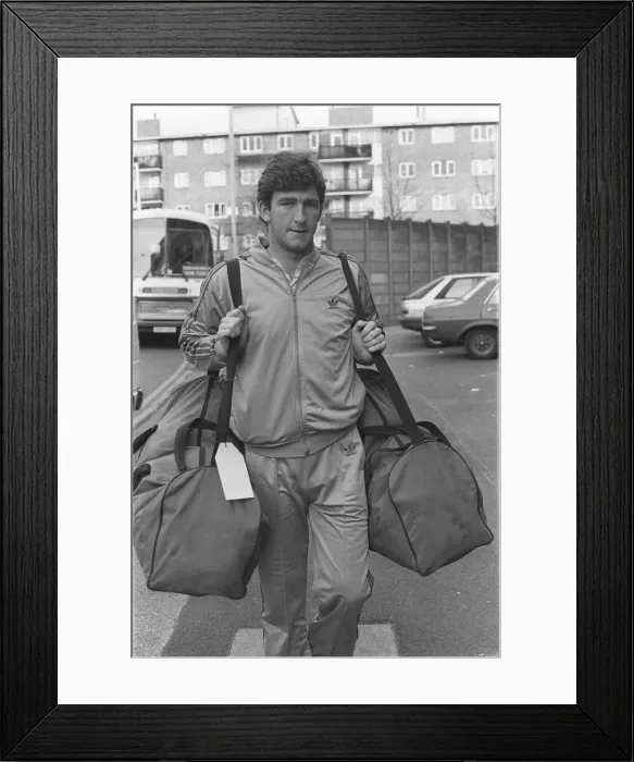 Framed Print : NORMAN WHITESIDE-FOOTBALLER-MARCH 1986 Framed Print : NORMAN WHITESIDE-FOOTBALLER-MARCH 1986