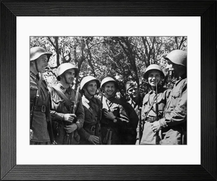 Framed Print : A group of wounded commanders of the Soviet Red Army return from hospital back to