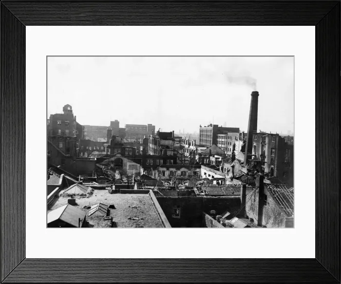 Framed Print : The Kingston Upon Hull works of Reckitt and Colman Ltd in Dansom Lane Framed Print : The Kingston Upon Hull works of Reckitt and Colman Ltd in Dansom Lane