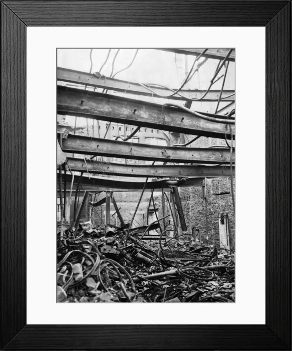 Framed Print : The Kingston Upon Hull works of Reckitt and Colman Ltd in Dansom Lane Framed Print : The Kingston Upon Hull works of Reckitt and Colman Ltd in Dansom Lane