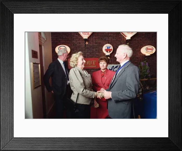 Framed Print : Dame Vera Lynn opens a Blitz Experience exhibition at Coventry Framed Print : Dame Vera Lynn opens a Blitz Experience exhibition at Coventry