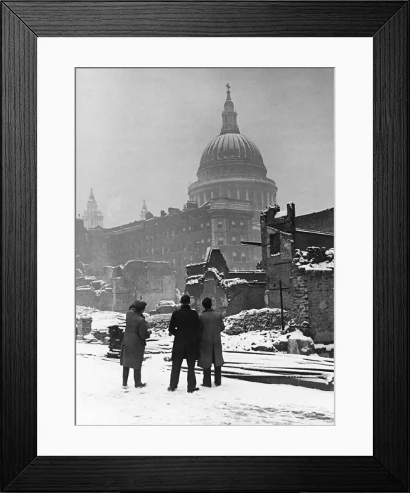 Framed Print : London, with St Pauls Cathedral in the background. This is the view from Queen
