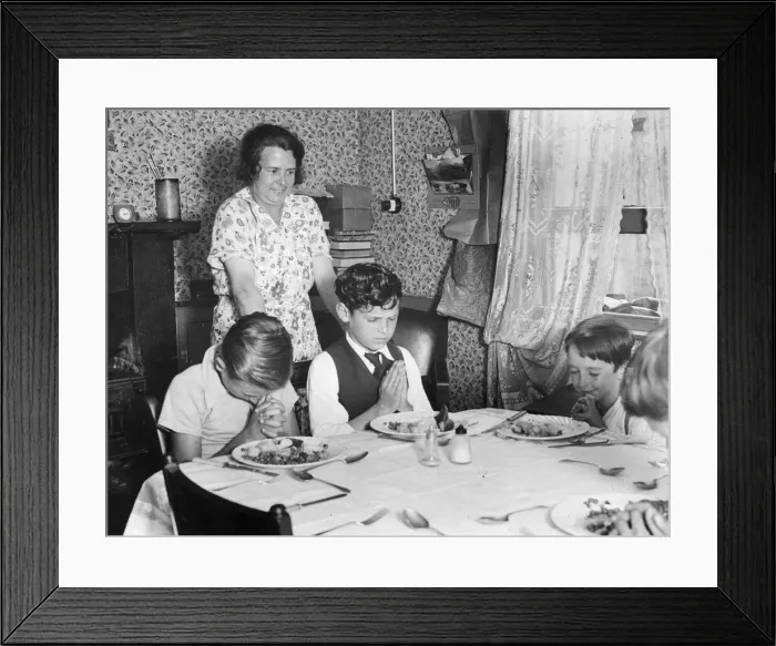 Framed Print : Watched over by their new step mother in Brighton, Sussex Framed Print : Watched over by their new step mother in Brighton, Sussex