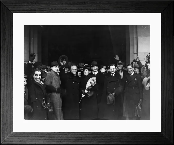 Framed Print : Russian trades union delegates seen here during a visit to Cardiff, South Wales Framed Print : Russian trades union delegates seen here during a visit to Cardiff, South Wales