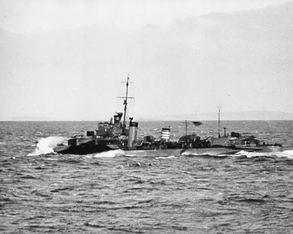 Royal Navy destroyer HMS Faulknor at sea during the Second World War. Circa 1942