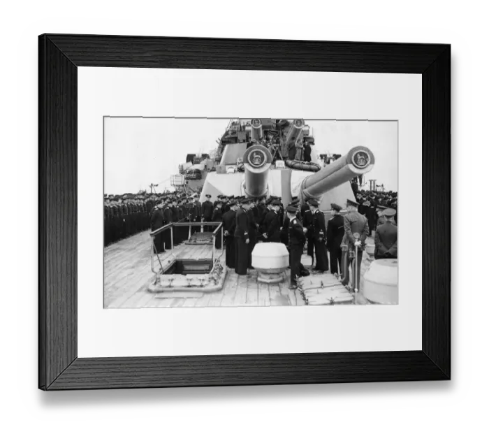 Framed Print : The British Navys Gift to Russia during the Second world War