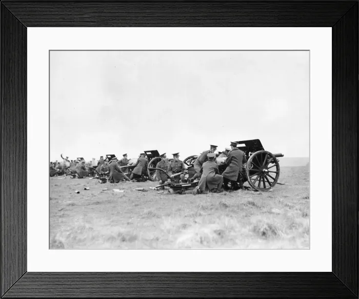 Framed Print : Picture shows a Royal Artillery exercise on Salisbury Plain, Wilshire Framed Print : Picture shows a Royal Artillery exercise on Salisbury Plain, Wilshire
