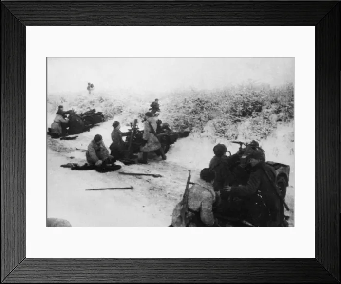 Framed Print : Red Army mortars in Ukraine during Second World War. 23rd February 1944 Framed Print : Red Army mortars in Ukraine during Second World War. 23rd February 1944