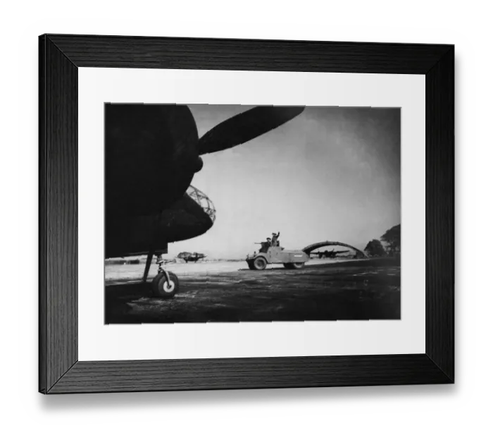 Framed Print : Airfield patrol by ANR. A. F Regiment regiment unit. 21st December 1942 Framed Print : Airfield patrol by ANR. A. F Regiment regiment unit. 21st December 1942