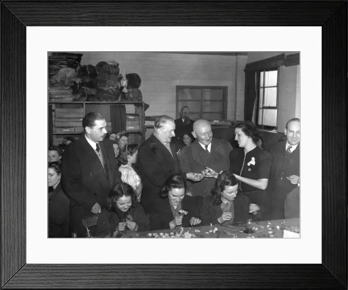 Framed Print : The Polish Minister of Finance, Mr Henryk Strasburger, visits a Flower Factory in Cardiff Framed Print : The Polish Minister of Finance, Mr Henryk Strasburger, visits a Flower Factory in Cardiff