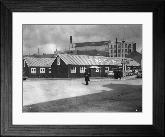 Framed Print : The Lady Nicholas YMCA hut for men of the services, built at Cardiff General Station was Framed Print : The Lady Nicholas YMCA hut for men of the services, built at Cardiff General Station was