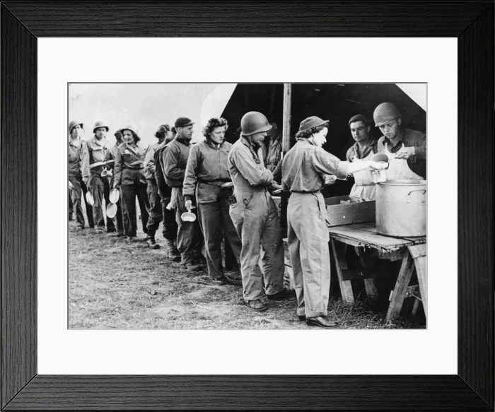 Framed Print : Allied forces in Northern France following the invasion of Normandy in the Second World