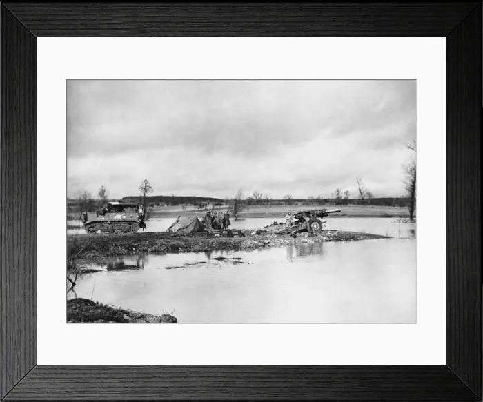 Framed Print : 155mm Howitzer and crew near Diebling. 12th December 1944 Framed Print : 155mm Howitzer and crew near Diebling. 12th December 1944