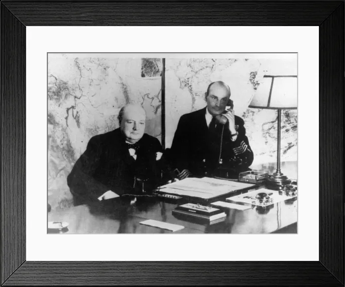 Framed Print : Prime Minister Winston Churchill, (left) pictured in his underground bunker in Whitehall Framed Print : Prime Minister Winston Churchill, (left) pictured in his underground bunker in Whitehall