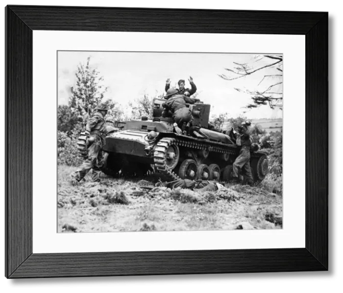 Framed Print : Picture shows a training exercise at a Home Guard School Framed Print : Picture shows a training exercise at a Home Guard School