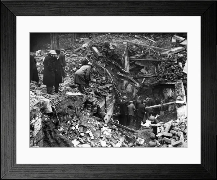 Framed Print : Lord Mayor of Liverpool watching the casualties being brought out of a bombed building in Framed Print : Lord Mayor of Liverpool watching the casualties being brought out of a bombed building in
