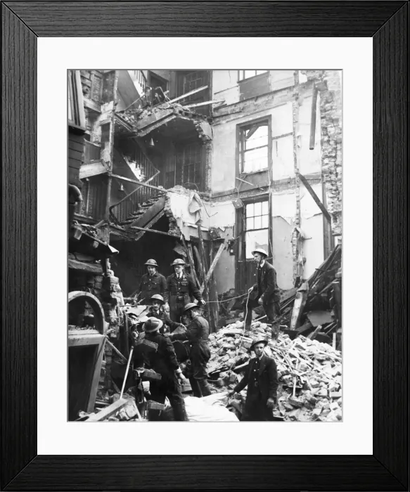 Framed Print : Rescue squad at work amongst the debris of a wrecked pub in South Street, Liverpool Framed Print : Rescue squad at work amongst the debris of a wrecked pub in South Street, Liverpool