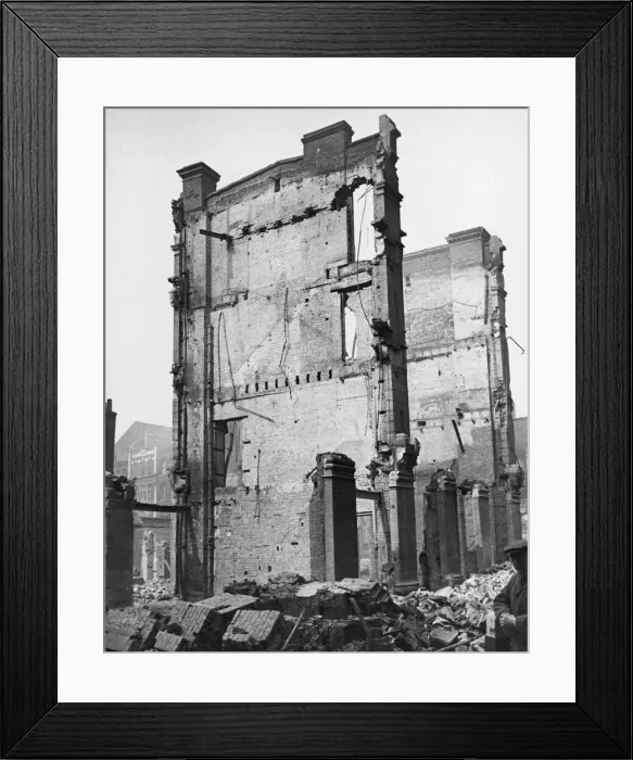 Framed Print : Picture shows Londons New Street Square in the centre of the city Framed Print : Picture shows Londons New Street Square in the centre of the city
