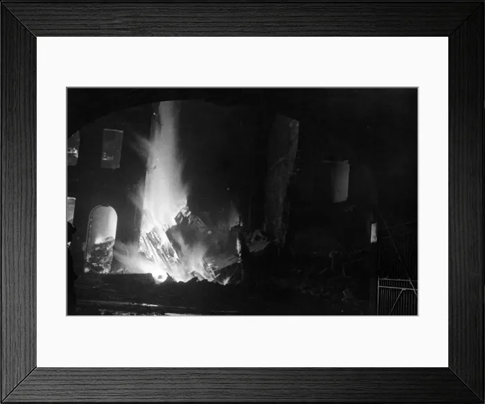Framed Print : London Blitz. 29th December 1940 Framed Print : London Blitz. 29th December 1940