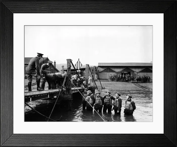 Framed Print : Members of the Home Guard, England. Circa 1941 Framed Print : Members of the Home Guard, England. Circa 1941