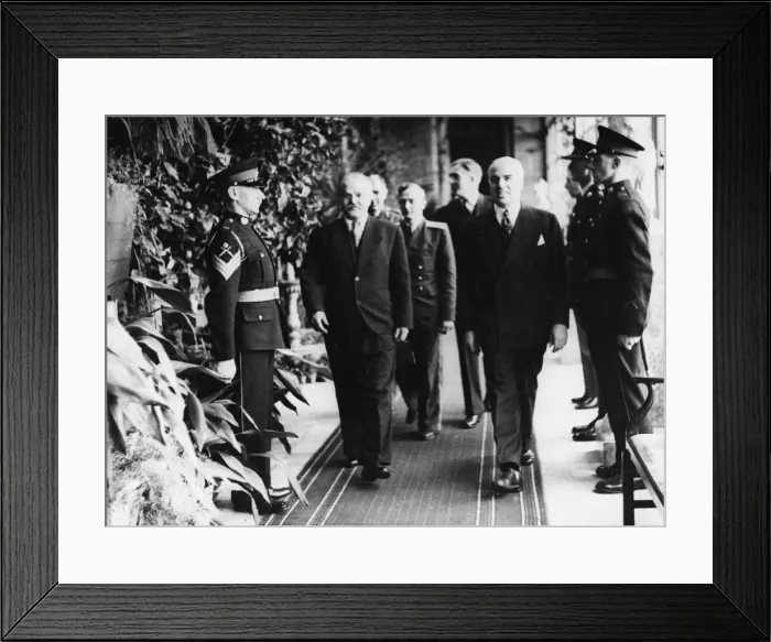 Framed Print : Foreign secretaries at the Three Power Conference at Yalta, Crimea. (Picture) M Framed Print : Foreign secretaries at the Three Power Conference at Yalta, Crimea. (Picture) M