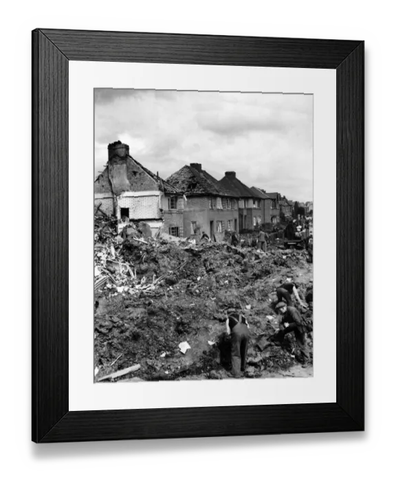 Framed Print : Air raid damage. General view of Crescent Road, East Barnet. 13th August 1942