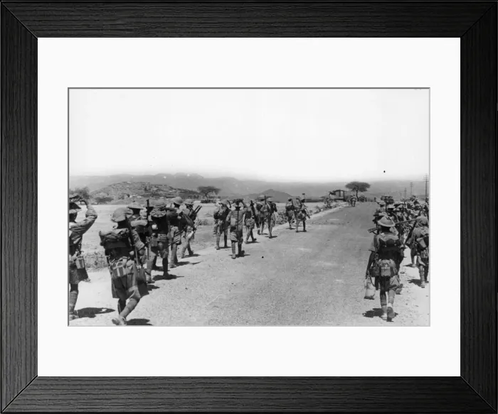 Framed Print : British and Indian army soldiers on the frontline marching forwards towards t the Battle Framed Print : British and Indian army soldiers on the frontline marching forwards towards t the Battle