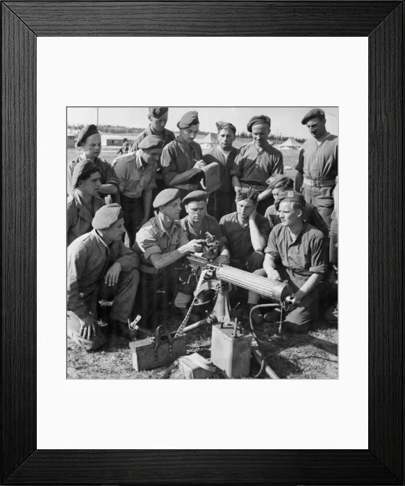 Framed Print : Men of a battalion of the Leicester Regiment of the British Army in the Middle East Framed Print : Men of a battalion of the Leicester Regiment of the British Army in the Middle East