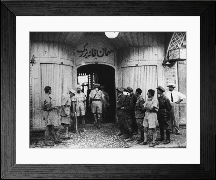 Framed Print : British and Red Army soldiers meet at Grand Hotel in a town in Iran Framed Print : British and Red Army soldiers meet at Grand Hotel in a town in Iran