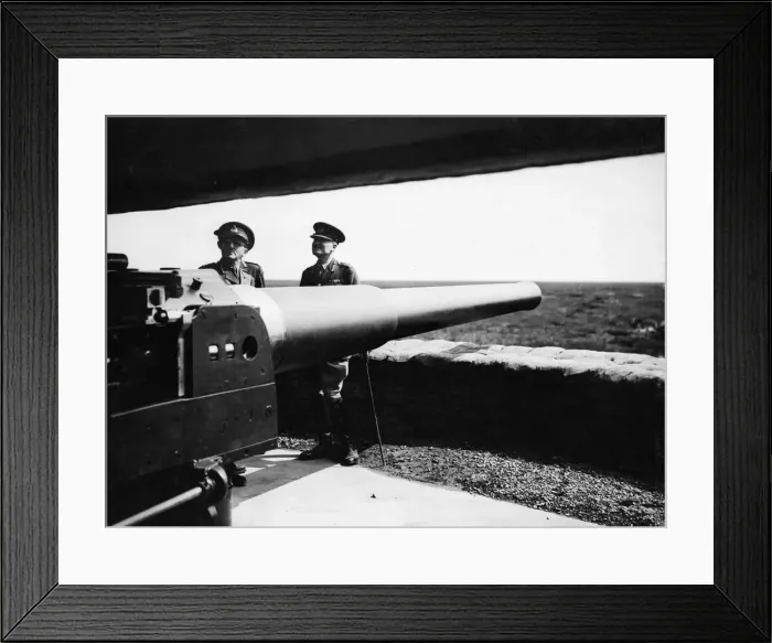 Framed Print : General Alan Brooke, The Commander in Chief, Home Forces, visited the Northern Command