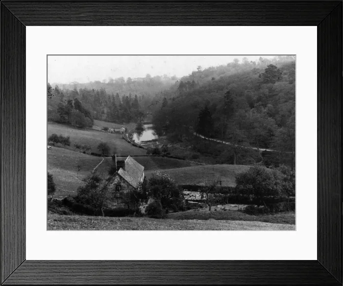 Framed Print : SCAN FROM SENTINEL ARCHIVE - An album of previously unseen photographs depicting everyday Framed Print : SCAN FROM SENTINEL ARCHIVE - An album of previously unseen photographs depicting everyday