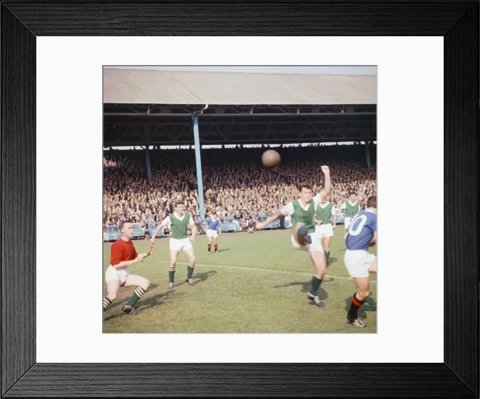 Framed Print : Rangers 5-0 Hibernian, Scottish League match action at Ibrox Stadium, Glasgow Framed Print : Rangers 5-0 Hibernian, Scottish League match action at Ibrox Stadium, Glasgow