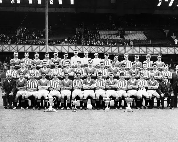 Rangers FC team line-up group season. Circa 1964-65 MSI