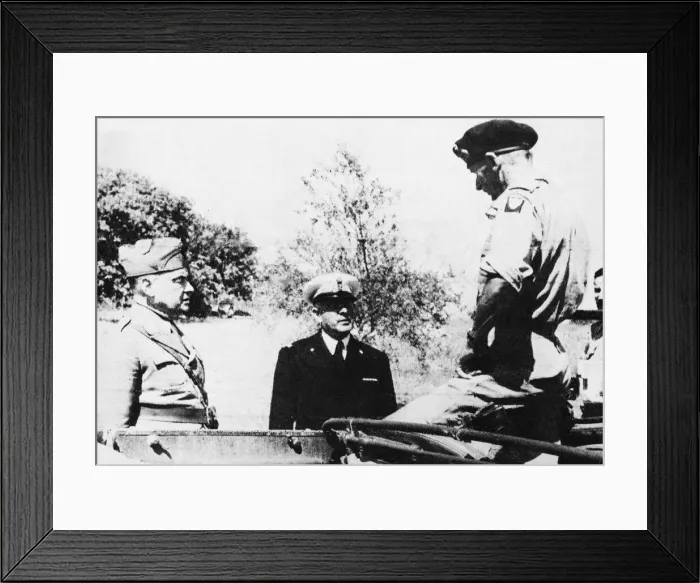Framed Print : Picture from Algiers shows Gen. Montgomery with Gen. d Havet