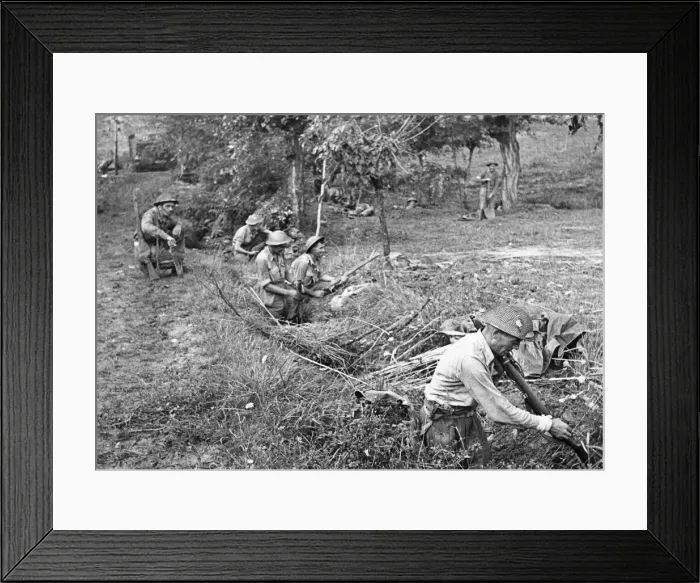 Framed Print : 8th Army advances into the Gothic line. (Picture) Welsh infantrymen near the River