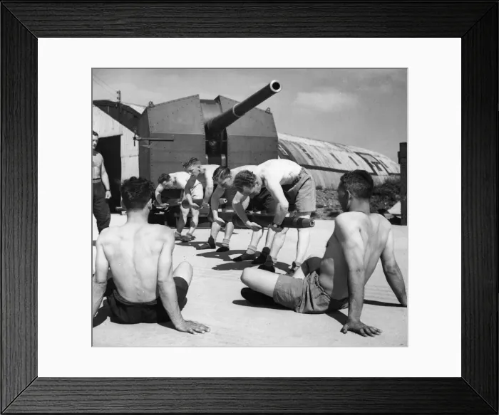 Framed Print : Anti-aircraft gunners of Anti-aircraft Command are undergoing a new series of physical Framed Print : Anti-aircraft gunners of Anti-aircraft Command are undergoing a new series of physical
