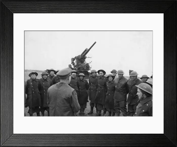 Framed Print : All the year round, Anti Aircraft Batteries stationed in Scotland Framed Print : All the year round, Anti Aircraft Batteries stationed in Scotland