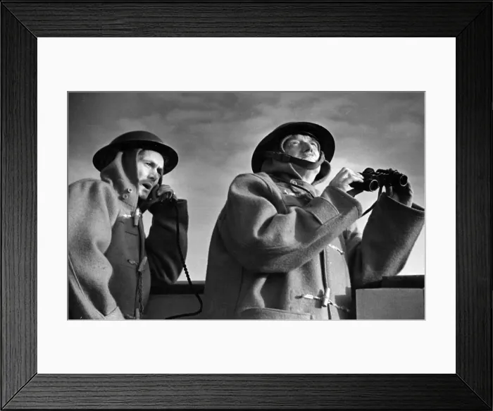 Framed Print : Observer post headquarters. Raiders overhead. Circa 1941
