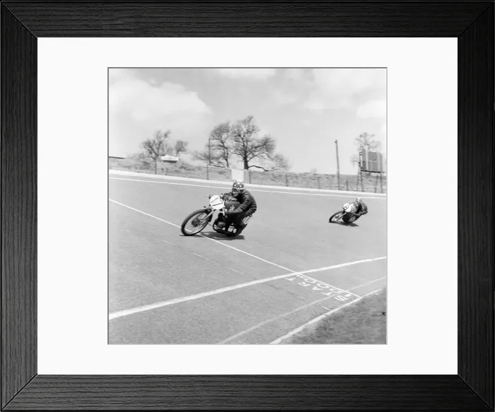 Framed Print : Fee £75 for online and £150 for print Beryl Swain Framed Print : Fee £75 for online and £150 for print Beryl Swain