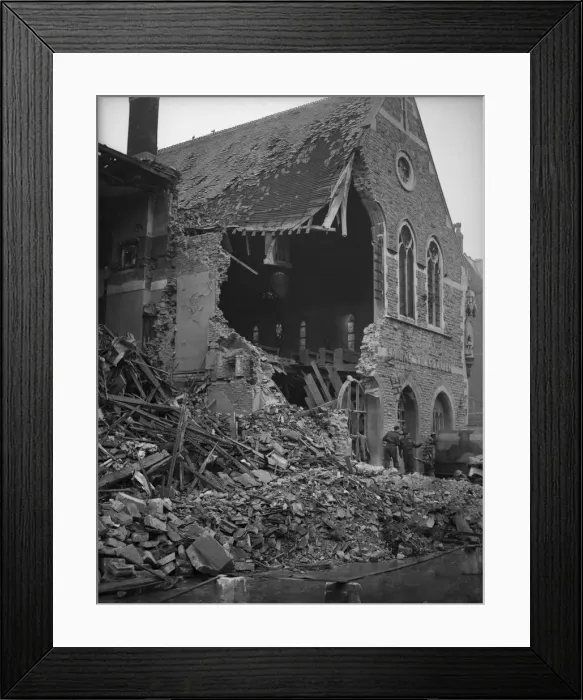 Framed Print : Recovery and salvage operation at the Seamens Institute, Prince Street Framed Print : Recovery and salvage operation at the Seamens Institute, Prince Street