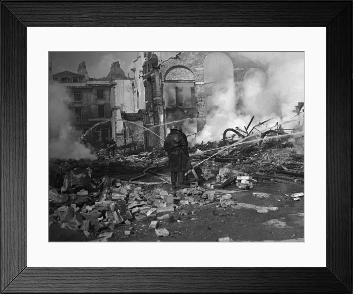 Framed Print : Firemen dampen down fires in Merchants Road, Bristol which was devastated by high Framed Print : Firemen dampen down fires in Merchants Road, Bristol which was devastated by high
