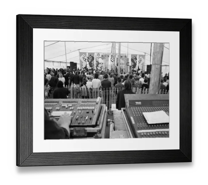 Framed Print : Abbey Park Music Festival, Leicester, Saturday 13th August 1988 Framed Print : Abbey Park Music Festival, Leicester, Saturday 13th August 1988