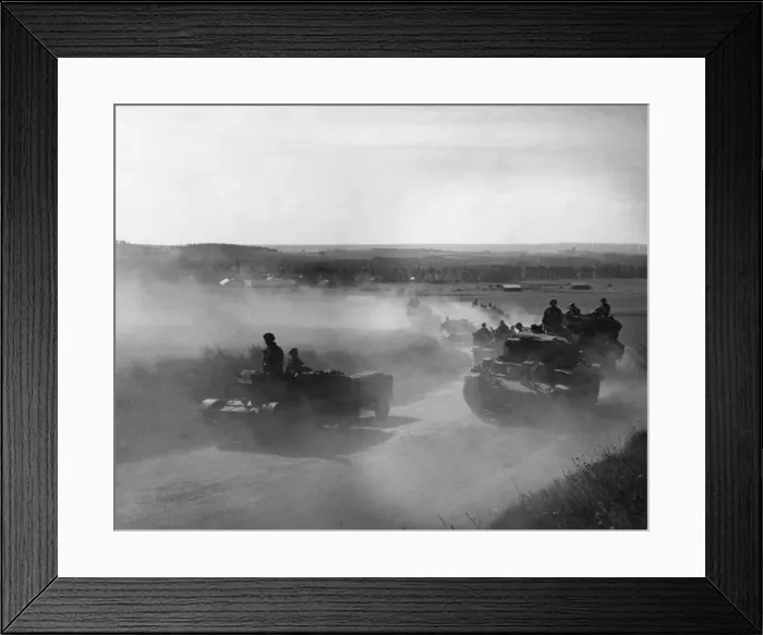 Framed Print : British troops enter Arras during Second World War. British tanks make their way Framed Print : British troops enter Arras during Second World War. British tanks make their way
