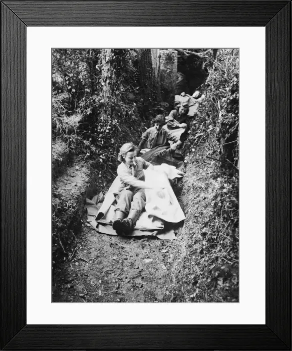 Framed Print : First women to land in Normandy. Personnel of Queens Alexandra Framed Print : First women to land in Normandy. Personnel of Queens Alexandra