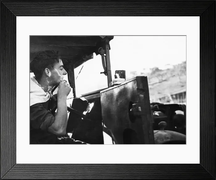 Framed Print : 8th Armys Toilet In The Field Lance Bombardier Gordon Taffy