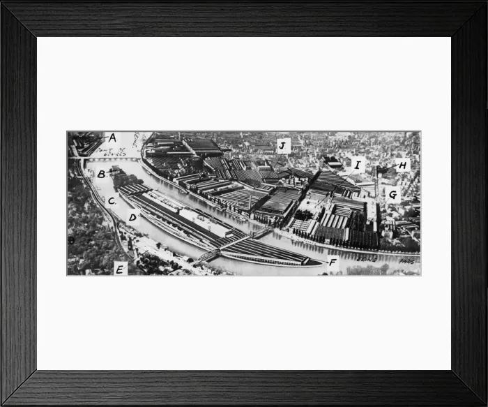 Framed Print : An aerial view of the Renault works at Billancourt, a suburb of Paris on the River Seine Framed Print : An aerial view of the Renault works at Billancourt, a suburb of Paris on the River Seine
